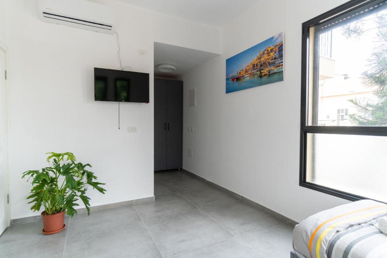 Nahal Oz 33 Aparthotel Bat Yam Exterior photo