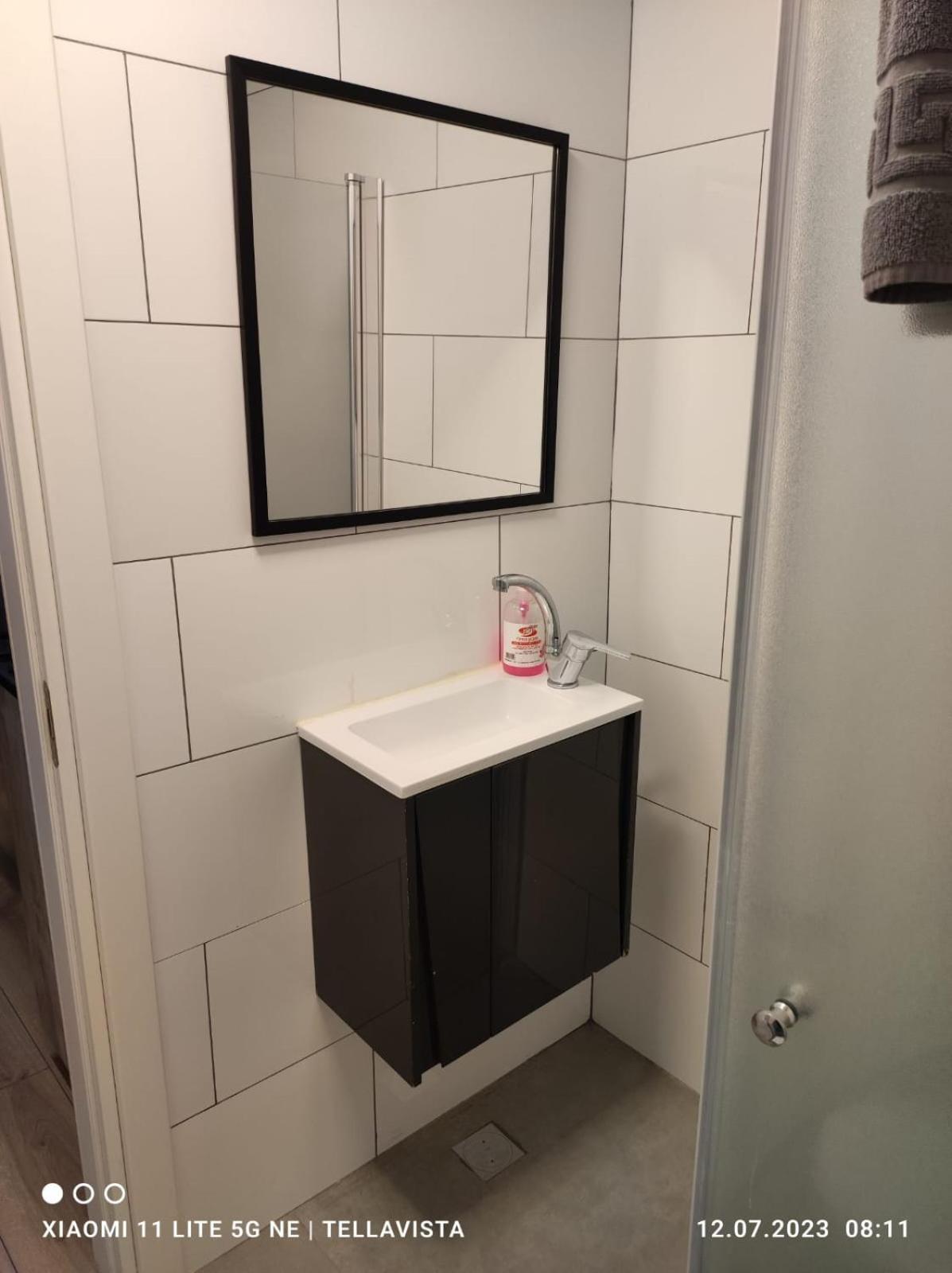 Nahal Oz 33 Aparthotel Bat Yam Exterior photo