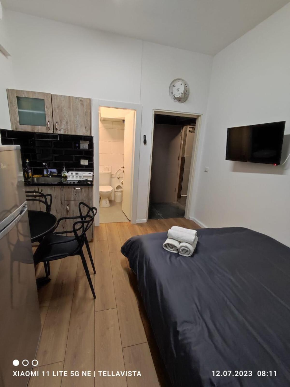 Nahal Oz 33 Aparthotel Bat Yam Exterior photo
